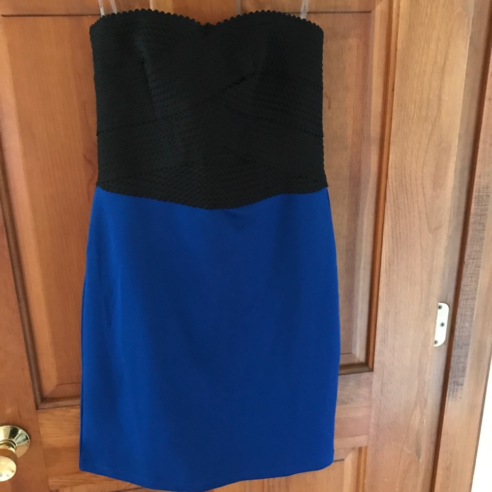 Strapless dress